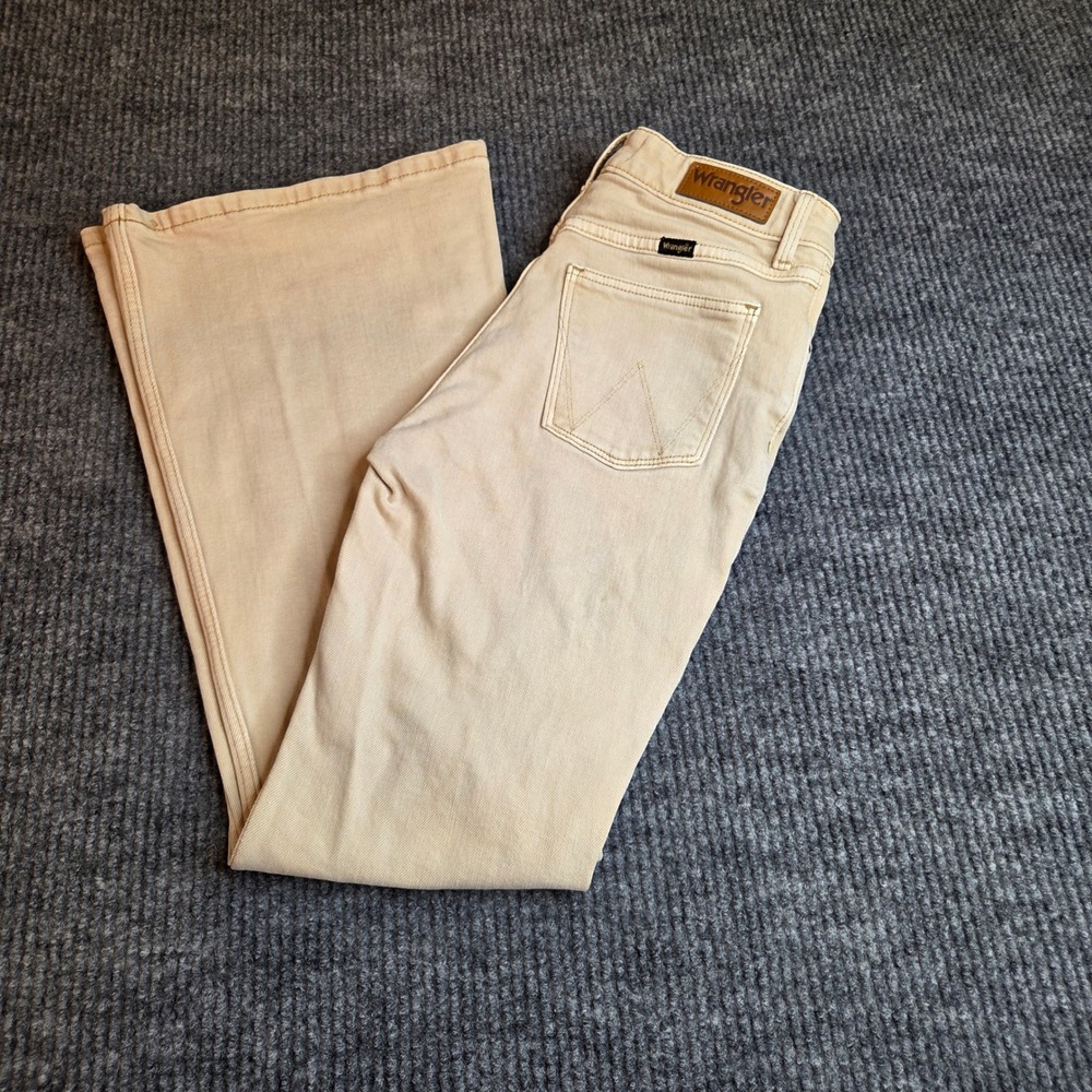 Wrangler High Rise Fierce Flare Jeans Womens Size 0/25x30 Beige Denim